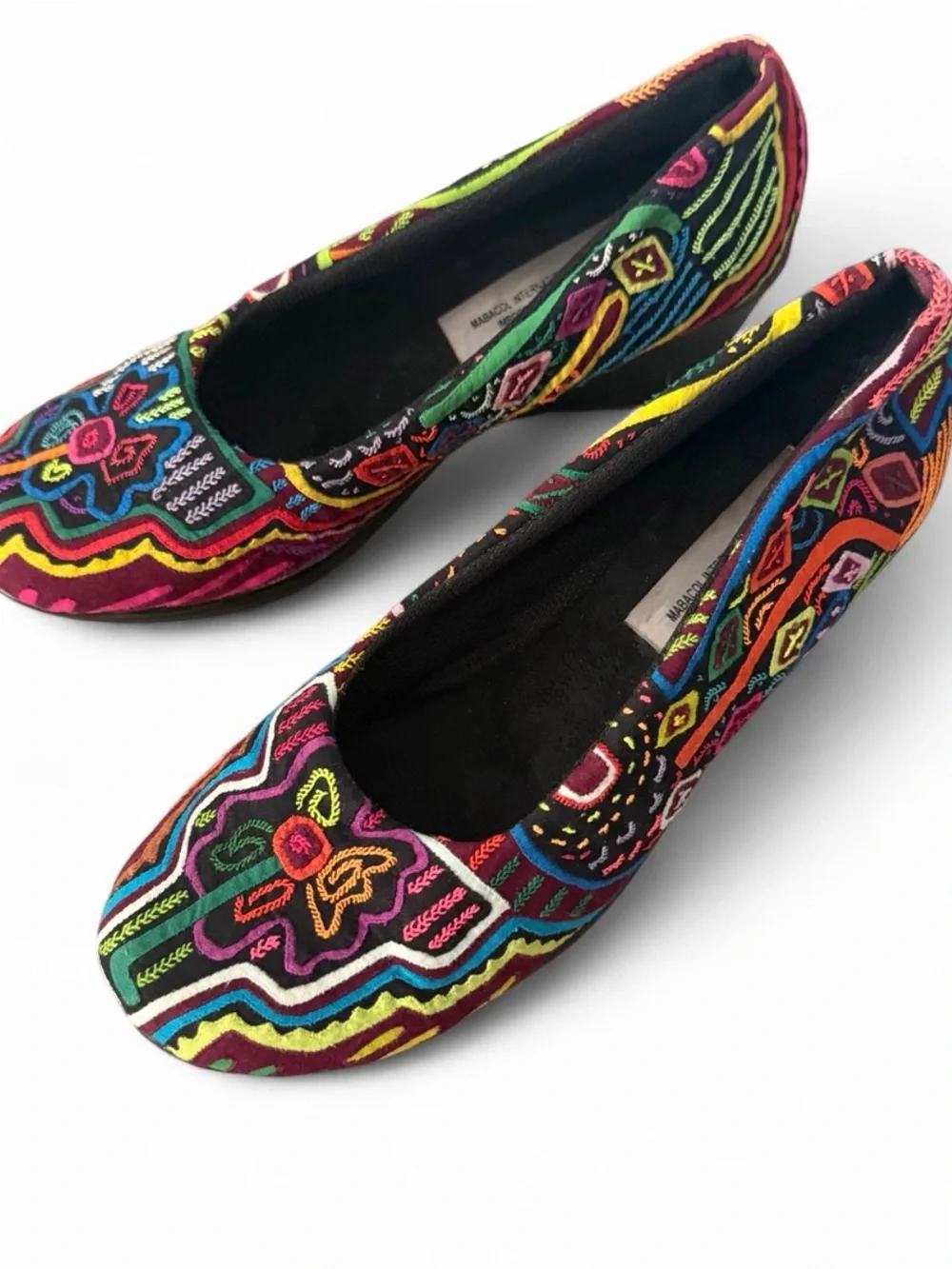 Mabacol International Embroidered Low Wedge Shoes Vibrant Boho Women’s 7.5 / 8